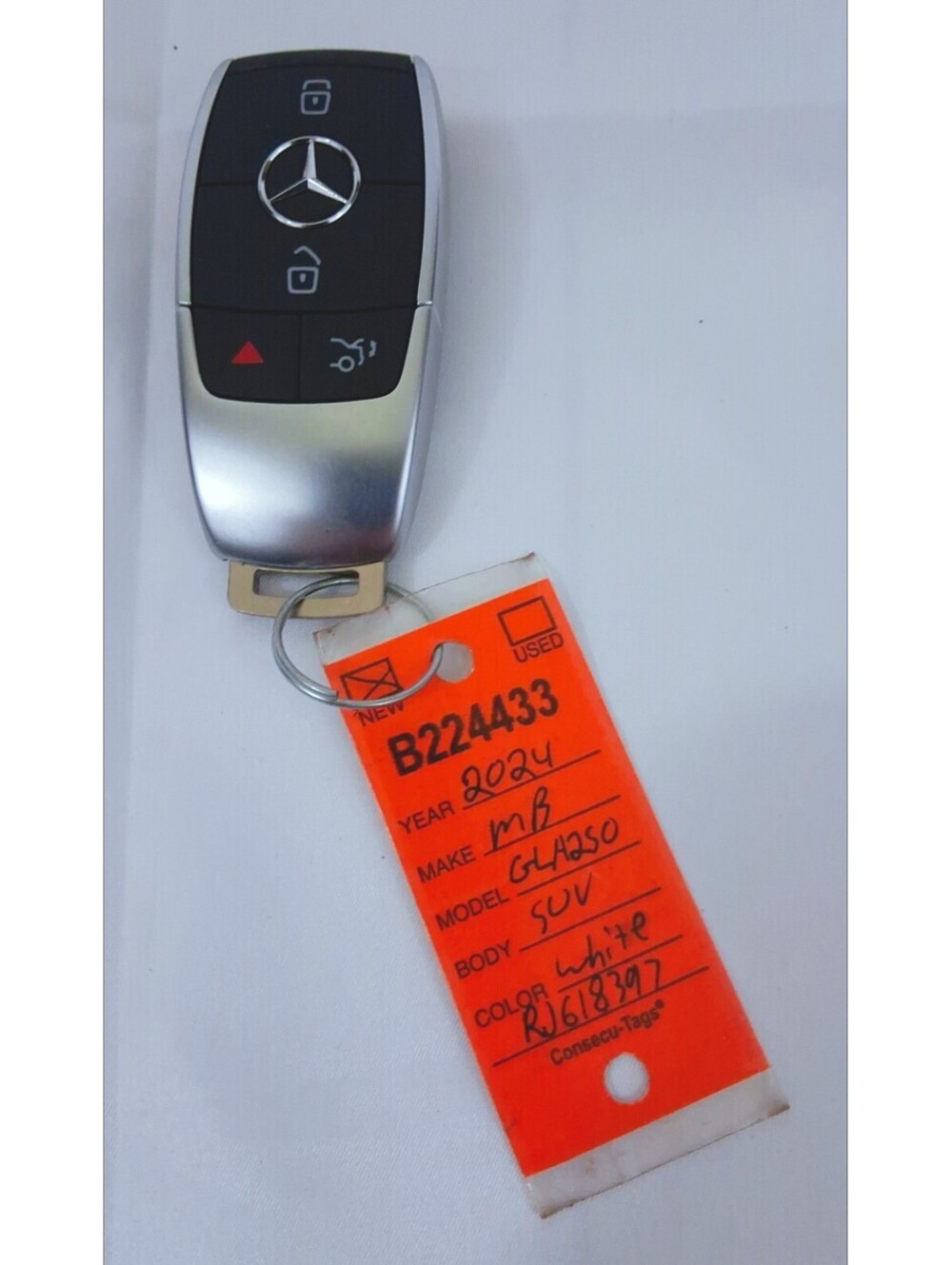 MERCEDEZ Benz 4 Button FOB Key 2024 GLA250 SUV